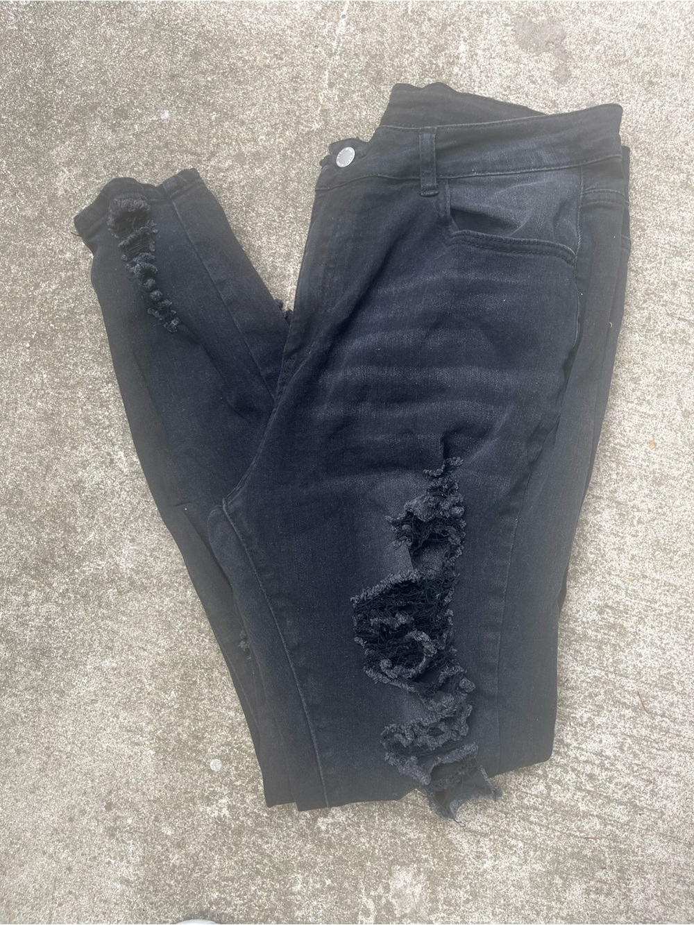 SHEIN Black Ripped Skinny Jeans